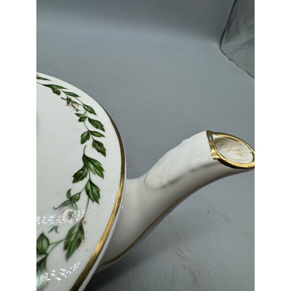 Vintage cameo rose Porcelain Teapot Floral Gold Accents White Roses Design READ - Picture 16 of 16